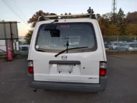 Mazda BONGO VAN лот № 21832 оценка 3.5  с аукциона в Японии 3