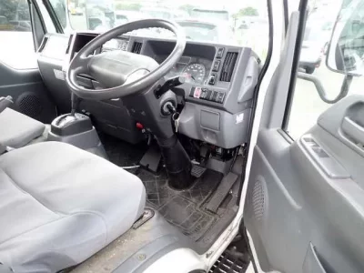 Mazda TITAN  с аукциона в Японии