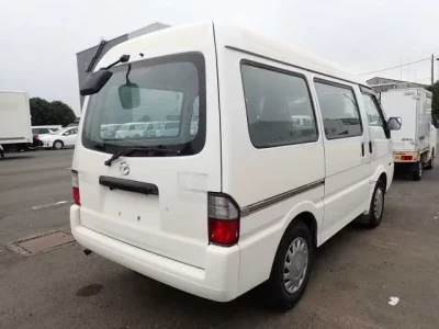 Mazda BONGO VAN  с аукциона в Японии