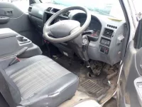 Mazda BONGO лот № 68 оценка R  с аукциона в Японии 10