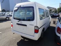 Mazda BONGO VAN лот № 10 оценка 3.5  с аукциона в Японии 1