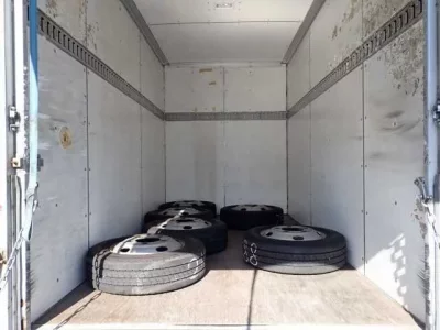 Isuzu ELF  с аукциона в Японии