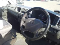 Toyota HIACE лот № 70013 оценка RA  с аукциона в Японии 7