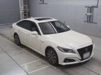 Toyota CROWN лот № 20272 оценка 4  с аукциона в Японии 4