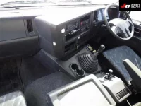 Isuzu GIGA лот № 8584 оценка 3.5  с аукциона в Японии 2