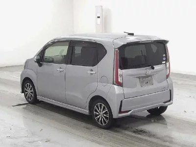 Daihatsu MOVE  с аукциона в Японии