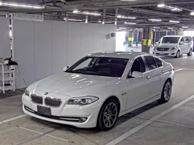 BMW 5-Series  с аукциона в Японии