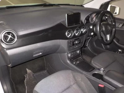 Mercedes-Benz B CLASS  с аукциона в Японии