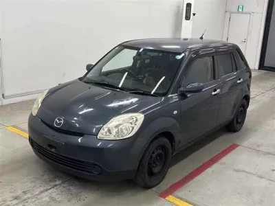 Mazda VERISA  с аукциона в Японии