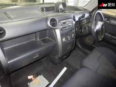 Toyota BB  с аукциона в Японии