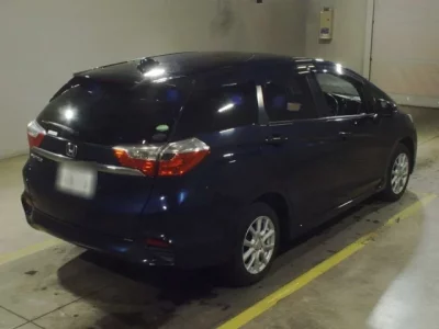 Honda SHUTTLE  с аукциона в Японии