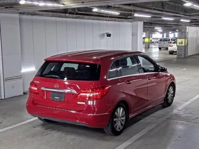 Mercedes-Benz B CLASS  с аукциона в Японии