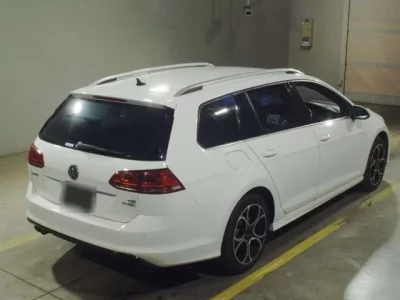 Volkswagen GOLF VARIANT  с аукциона в Японии