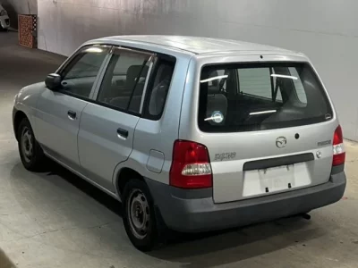 Mazda DEMIO  с аукциона в Японии