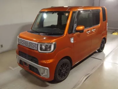 Daihatsu WAKE  с аукциона в Японии