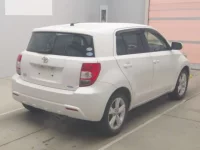 Toyota IST лот № 70032 оценка 3.5  с аукциона в Японии 1