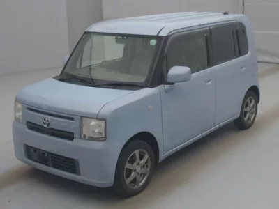 Toyota PIXIS SPACE  с аукциона в Японии