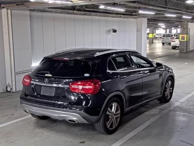 Mercedes-Benz GLA CLASS
