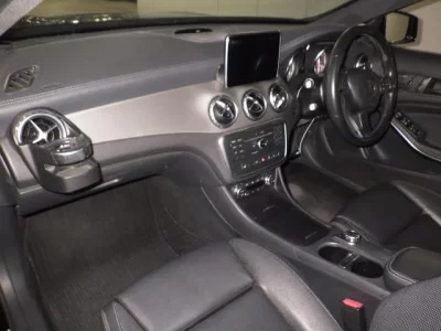 Mercedes-Benz GLA CLASS