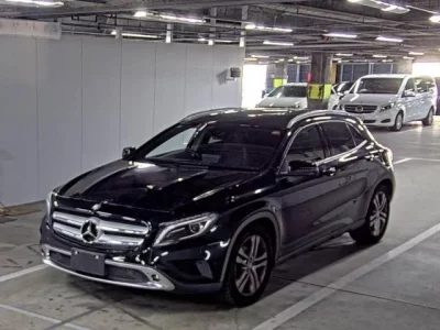 Mercedes-Benz GLA CLASS