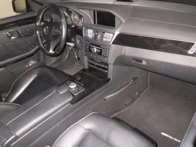 Mercedes-Benz E CLASS  с аукциона в Японии
