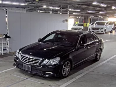 Mercedes-Benz E CLASS  с аукциона в Японии