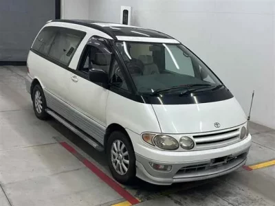 Toyota ESTIMA  с аукциона в Японии