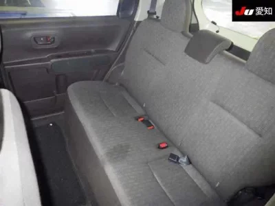 Toyota PORTE  с аукциона в Японии