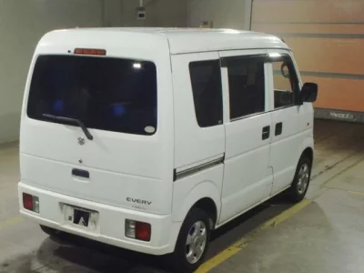 Suzuki EVERY  с аукциона в Японии
