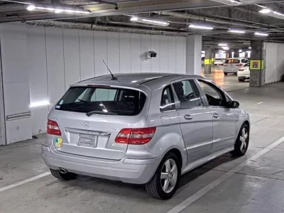 Mercedes-Benz B CLASS  с аукциона в Японии