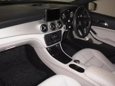 Mercedes-Benz GLA CLASS