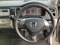 Honda STEP WAGON лот № 90075 оценка 3.5  с аукциона в Японии 6