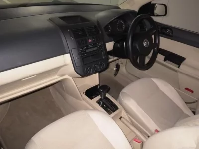 Volkswagen POLO  с аукциона в Японии