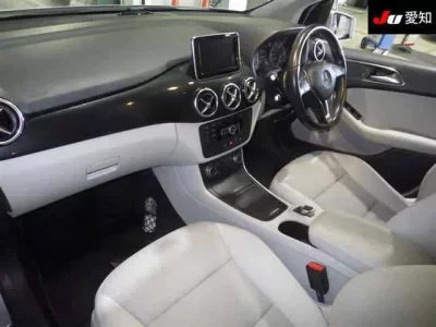 Mercedes-Benz B CLASS  с аукциона в Японии