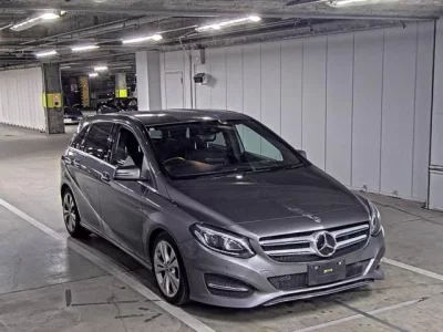 Mercedes-Benz B CLASS