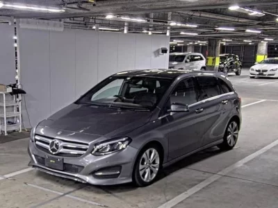 Mercedes-Benz B CLASS