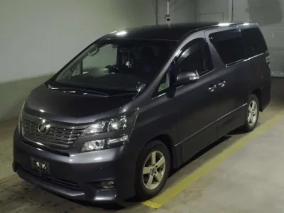 Toyota VELLFIRE  с аукциона в Японии