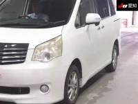Toyota NOAH лот № 137 оценка R  с аукциона в Японии 6