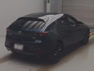 Mazda MAZDA3  с аукциона в Японии