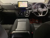 Nissan CARAVAN VAN лот № 7037 оценка 4.5  с аукциона в Японии 2