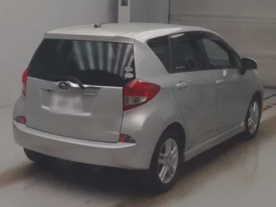 Subaru TREZIA