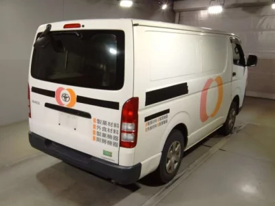 Toyota HIACE VAN  с аукциона в Японии