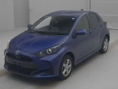 Toyota YARIS  с аукциона в Японии