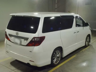 Toyota ALPHARD  с аукциона в Японии