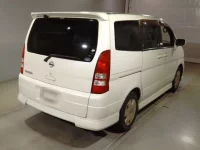 Nissan SERENA лот № 7111 оценка 3.5  с аукциона в Японии 1