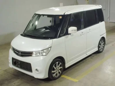 Nissan ROOX  с аукциона в Японии