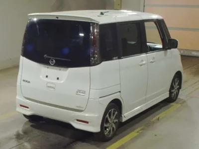 Nissan ROOX  с аукциона в Японии