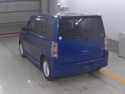 Toyota BB  с аукциона в Японии