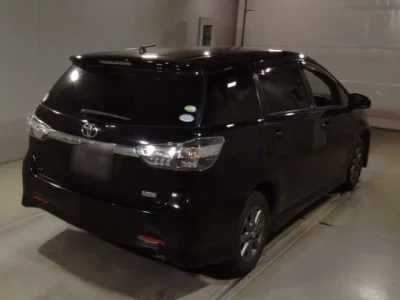 Toyota WISH  с аукциона в Японии