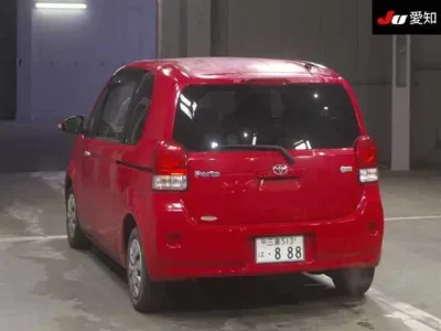 Toyota PORTE  с аукциона в Японии